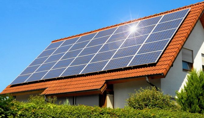 Слънчевите панели са скъпа система за производство на енергия