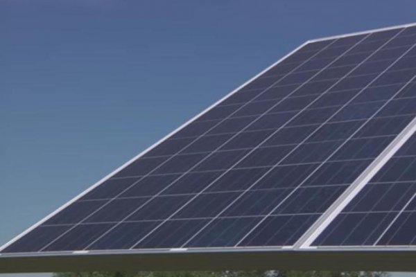 Слънчеви панели - батерии с фотоволтаични клетки